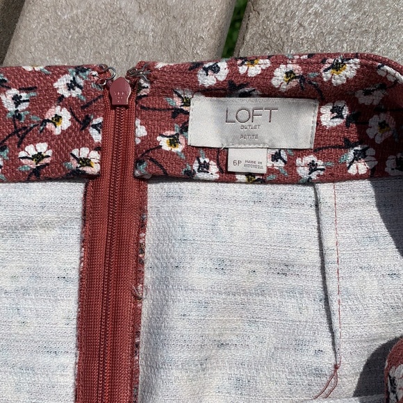 Loft floral pencil skirt - Picture 5 of 10